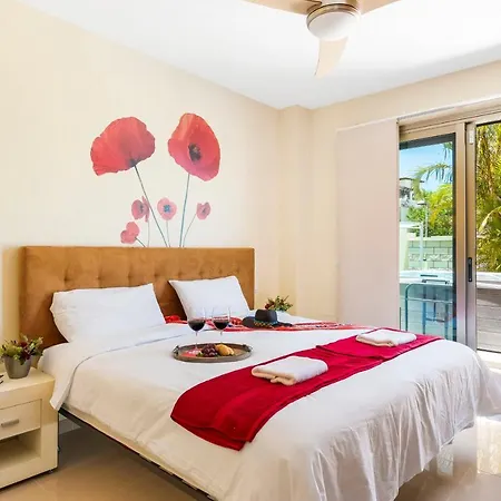 Torviscas Sunset Villa 4 Rooms With Air-Conditioning & Private Jacuzzi Villa *