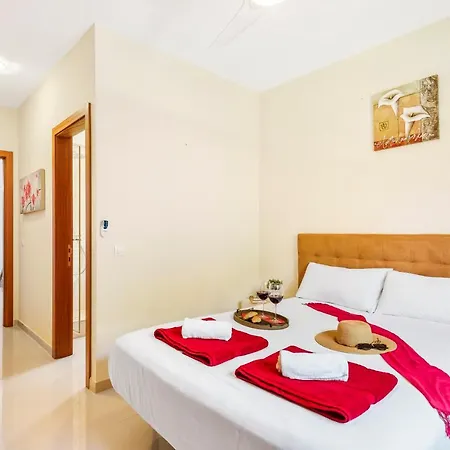 Torviscas Sunset Villa 4 Rooms With Air-Conditioning & Private Jacuzzi