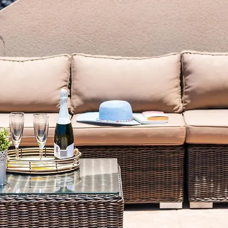 Torviscas Sunset Villa 4 Rooms With Air-Conditioning & Private Jacuzzi Вилла *