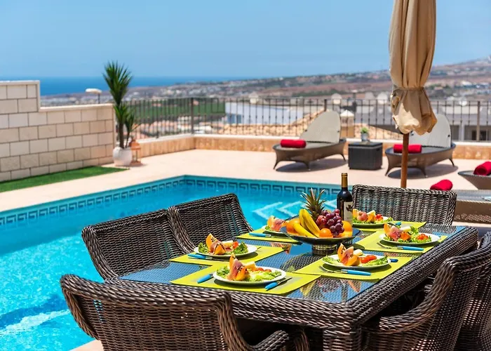 Torviscas Sunset Villa 4 Rooms With Air-Conditioning & Private Jacuzzi Villa *