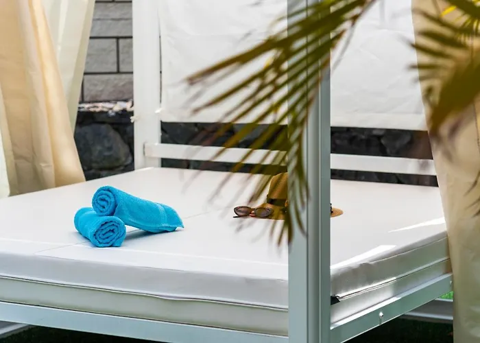 Villa Torviscas Sunset Villa 4 Rooms With Air-Conditioning & Private Jacuzzi