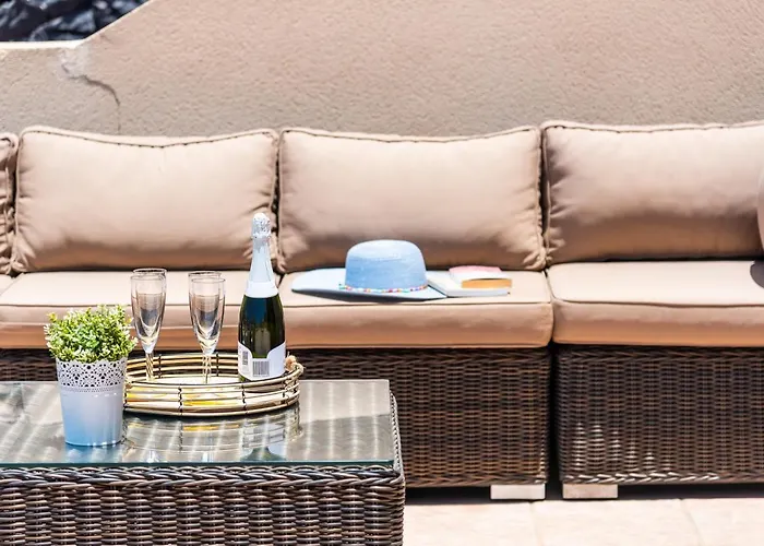 Torviscas Sunset Villa 4 Rooms With Air-Conditioning & Private Jacuzzi Villa *