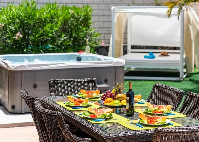 Torviscas Sunset Villa 4 Rooms With Air-Conditioning & Private Jacuzzi Costa Adeje (Tenerife)