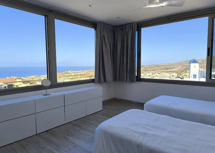 Torviscas Sunset Villa 4 Rooms With Air-Conditioning & Private Jacuzzi Costa Adeje (Tenerife)