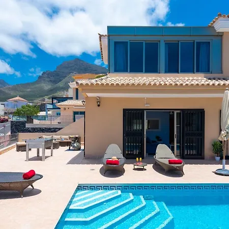 Torviscas Sunset Villa 4 Rooms With Air-Conditioning & Private Jacuzzi ヴィラ