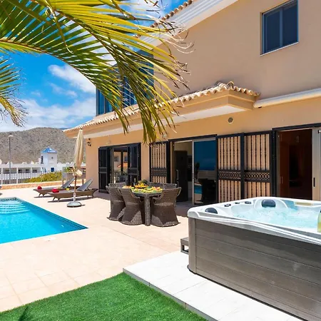 Villa Torviscas Sunset 4 With Air-conditioning & Private Jacuzzi *