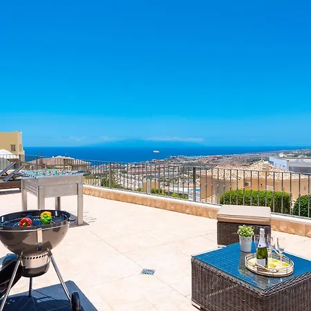 Torviscas Sunset Villa 4 Rooms With Air-Conditioning & Private Jacuzzi ヴィラ