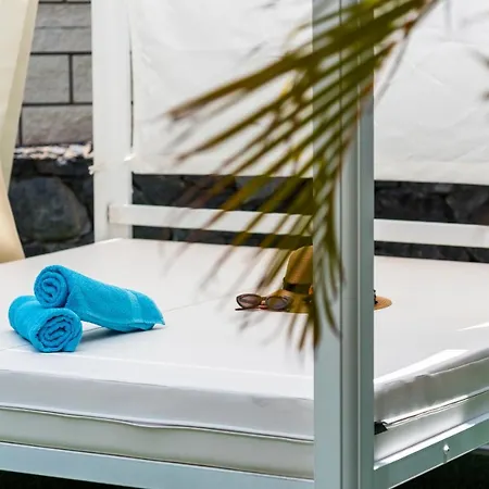 Willa Torviscas Sunset 4 With Air-conditioning & Private Jacuzzi