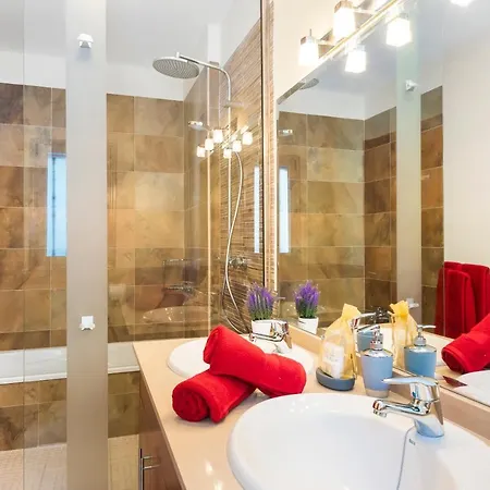 Willa Torviscas Sunset 4 With Air-conditioning & Private Jacuzzi
