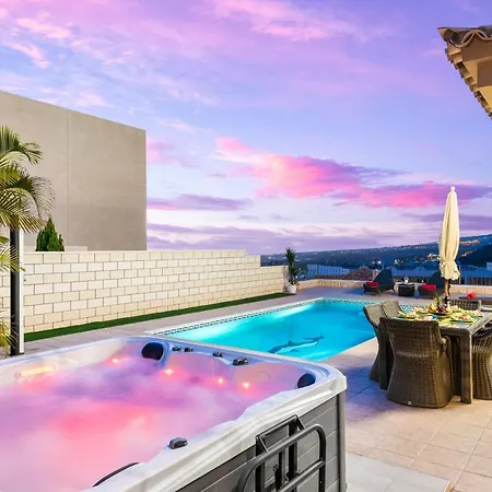 Willa Torviscas Sunset 4 With Air-conditioning & Private Jacuzzi
